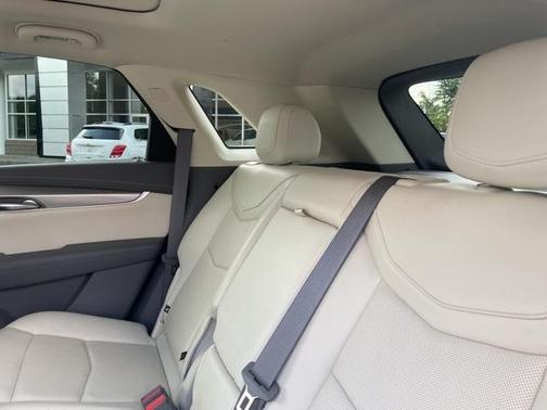 2020 Cadillac XT5 Premium Luxury