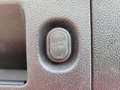 2017 GMC Yukon XL SLE