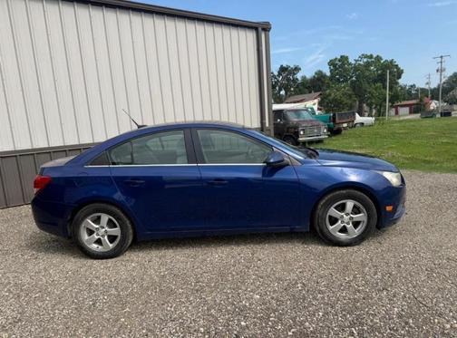 Blue 2012 Chevrolet Cruze 1LT