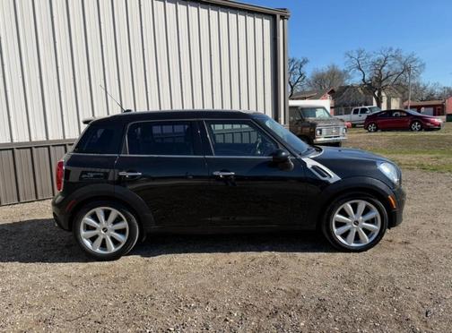 2012 MINI Cooper Countryman Base