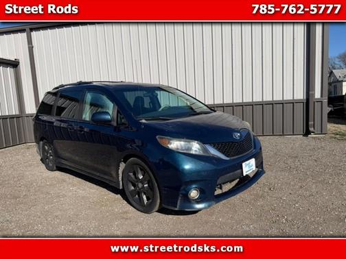 2011 Toyota Sienna Base