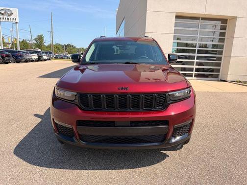 Velvet Red Pearlcoat 2023 Jeep Grand Cherokee L Limited