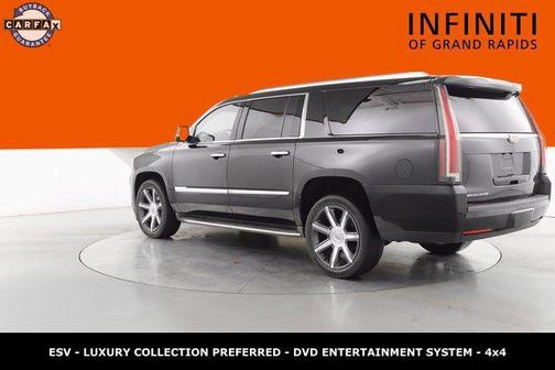 2016 Cadillac Escalade ESV Luxury