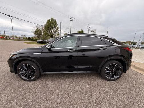 Black Obsidian 2023 INFINITI QX55 LUXE