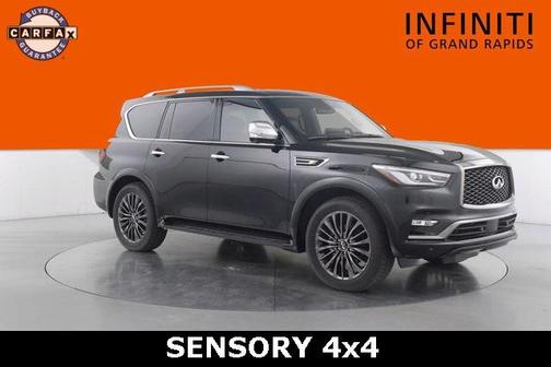 2022 INFINITI QX80 Luxe