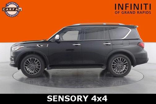 2022 INFINITI QX80 Luxe