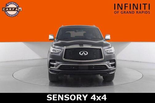 2022 INFINITI QX80 Luxe