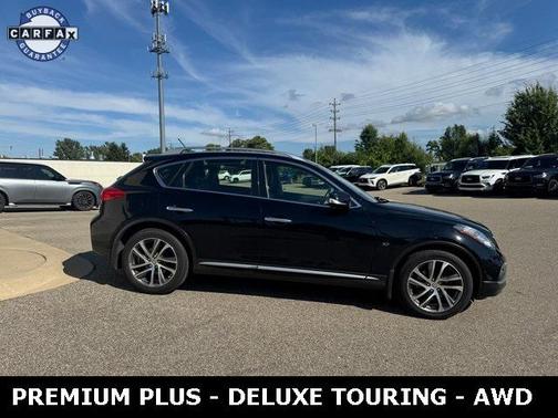 2016 INFINITI QX50 Base