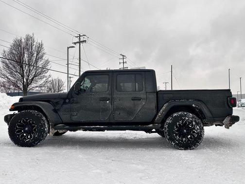 2023 Jeep Gladiator Sport S