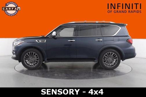 2023 INFINITI QX80 Luxe