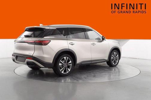 2024 INFINITI QX60 Luxe