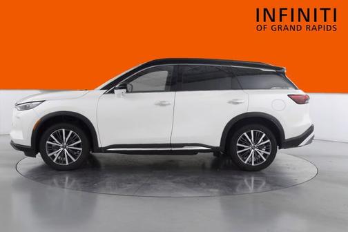 Majestic White/Black Obsidian 2023 INFINITI QX60 Autograph