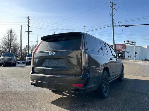 2023 Cadillac Escalade ESV Sport Platinum