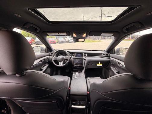 Black Obsidian 2025 INFINITI QX55 LUXE