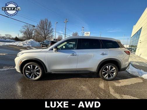 2023 INFINITI QX60 Luxe