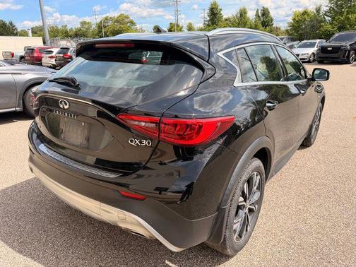 Black Obsidian 2018 INFINITI QX30 Premium