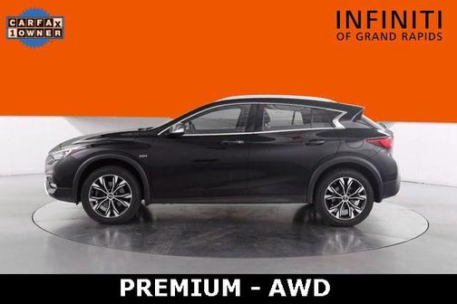 Black Obsidian 2018 INFINITI QX30 Premium