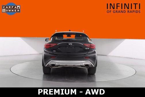Black Obsidian 2018 INFINITI QX30 Premium