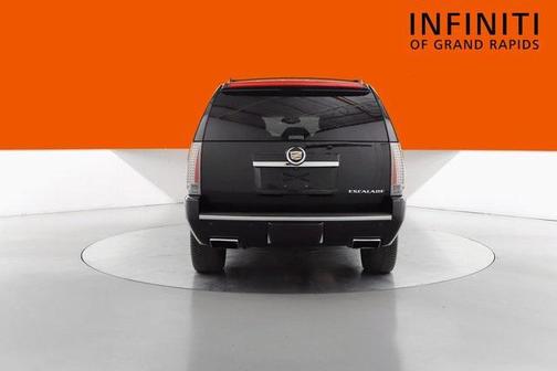 2013 Cadillac Escalade Premium