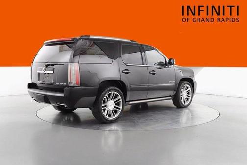 2013 Cadillac Escalade Premium