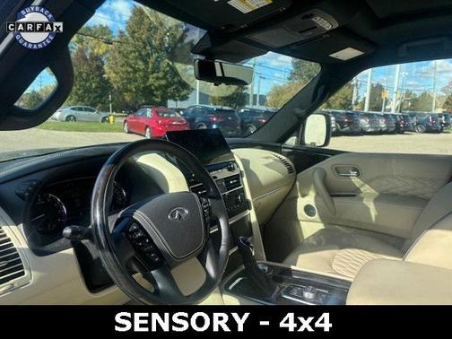 2024 INFINITI QX80 Luxe
