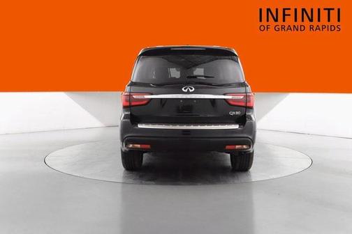 2018 INFINITI QX80 Base