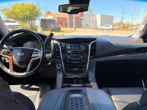 White Diamond Tricoat 2015 Cadillac Escalade Premium