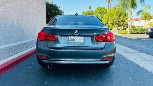 2016 BMW 320 i