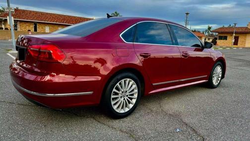 2016 Volkswagen Passat 1.8T SE