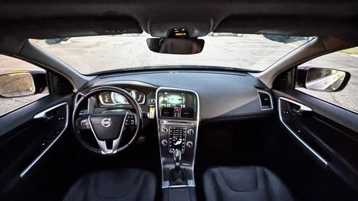 2016 Volvo XC60 T5 Drive-E Premier