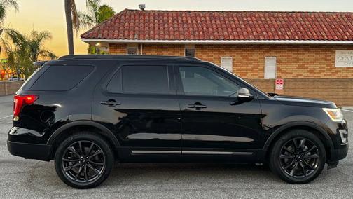 2017 Ford Explorer sport