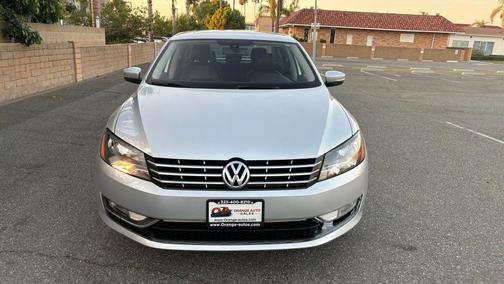 2014 Volkswagen Passat 1.8T Auto SEL Premium