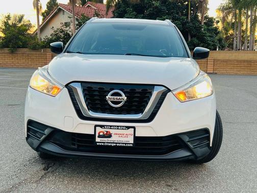 2018 Nissan Kicks S