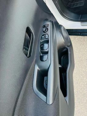 2018 Nissan Kicks S