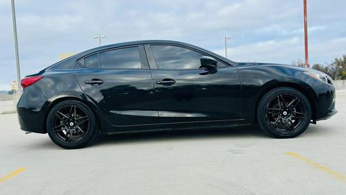 Black 2014 Mazda Mazda3 i Sport