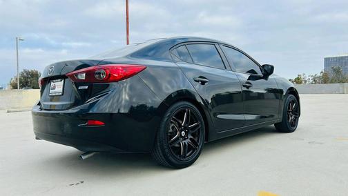 Black 2014 Mazda Mazda3 i Sport