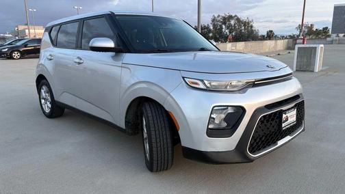 Sparkling Silver 2021 Kia Soul S
