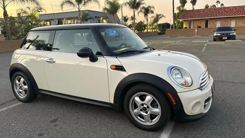 2011 MINI Cooper Base