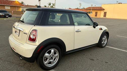 2011 MINI Cooper Base