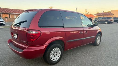 2003 Chrysler Voyager LX