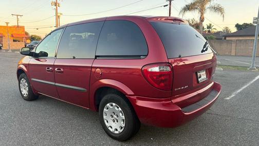 2003 Chrysler Voyager LX