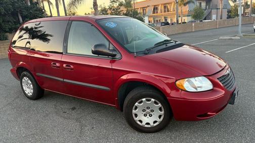 2003 Chrysler Voyager LX