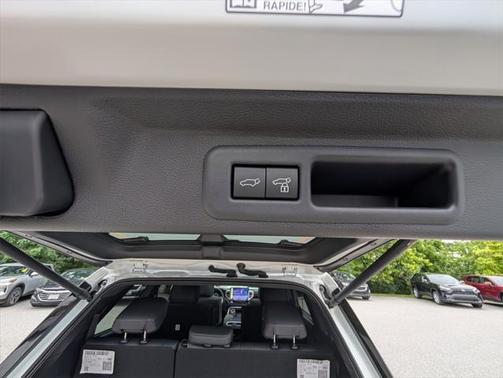 2025 Toyota Sequoia Platinum
