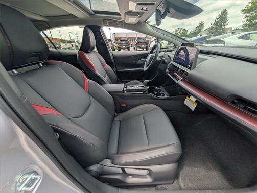 2025 Toyota Prius L