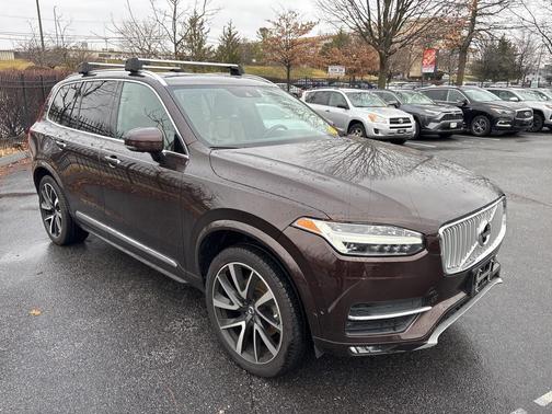 2018 Volvo XC90 T6 Inscription
