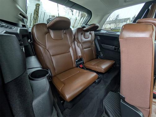 2018 Volvo XC90 T6 Inscription