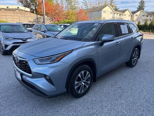 2021 Toyota Highlander XLE