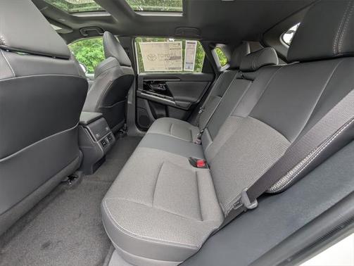 2025 Toyota bZ4X XLE