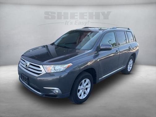2013 Toyota Highlander SE