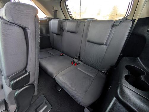 2016 Toyota Highlander LE